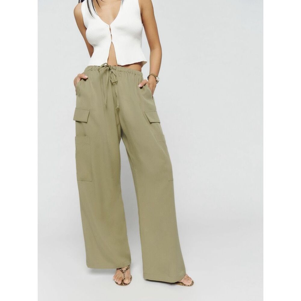Reformation Ethan Twill Wide-Leg Cargo Pants in Olive Green - Size XS